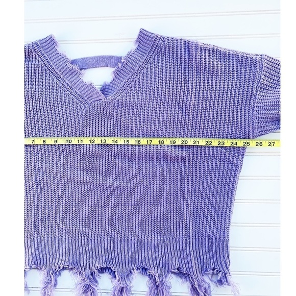 Fringe knit sweater Size Large - Picture 5 of 9